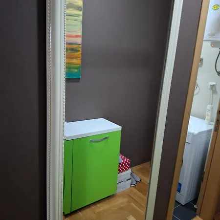 Studio Apartman Apartman *